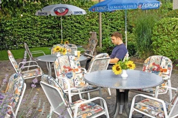 Wehrmann-Blume Hotel วุนสตอร์ฟ ภายนอก รูปภาพ